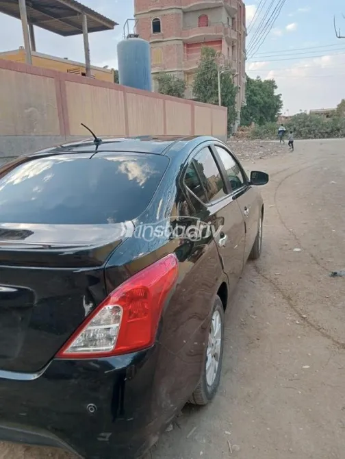 نيسان صنى 2020 أسود مستعملة للبيع - 6