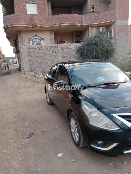 نيسان صنى 2020 أسود مستعملة للبيع - 9