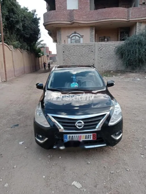 نيسان صنى 2020 أسود مستعملة للبيع - 10