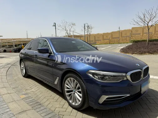 بي ام دبليو 520 2020 أبيض مستعملة للبيع - 3