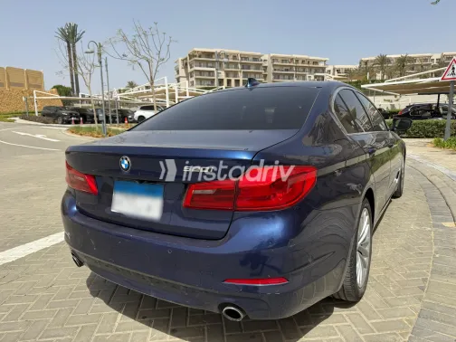 بي ام دبليو 520 2020 أبيض مستعملة للبيع - 5