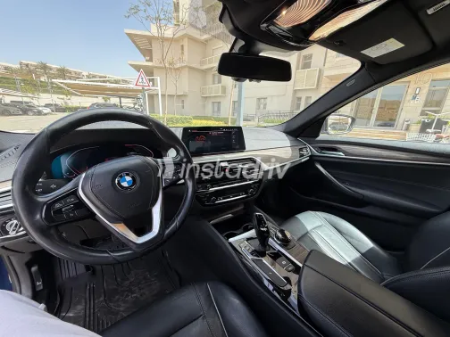 بي ام دبليو 520 2020 أبيض مستعملة للبيع - 8