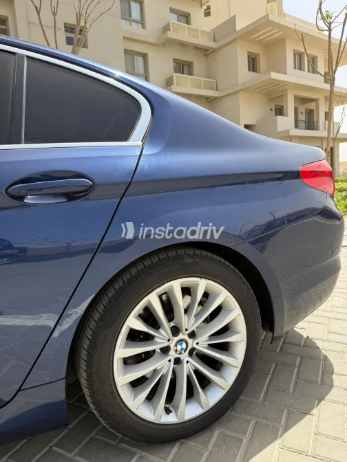 بي ام دبليو 520 2020 أبيض مستعملة للبيع - 9