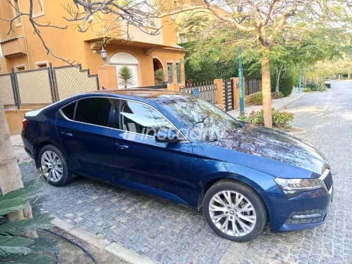 سكودا سوبيرب 2021 أبيض مستعملة للبيع - 7