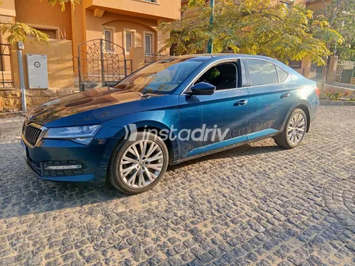 سكودا سوبيرب 2021 أبيض مستعملة للبيع - 9