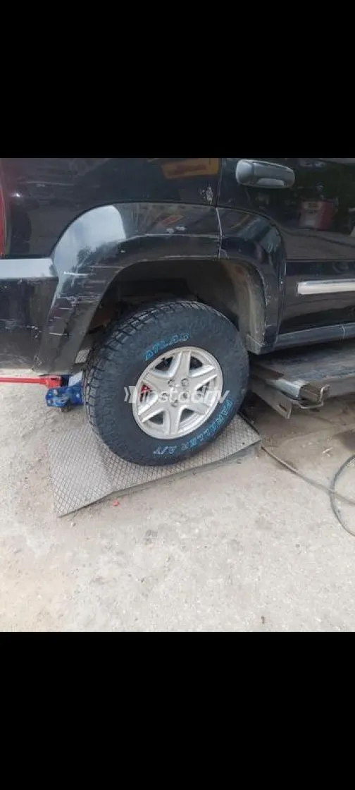 Jeep Liberty 2006 Black Used for Sale - 2