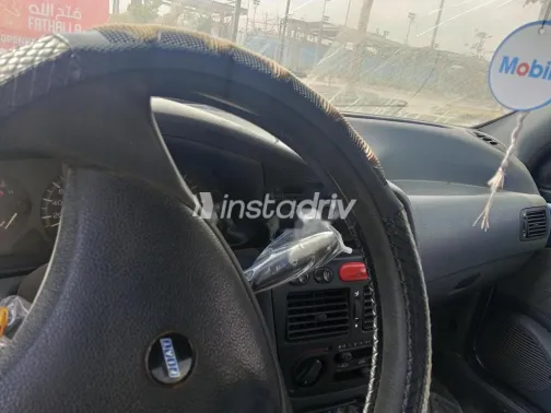 فيات سينا 2002 رمادي غامق مستعملة للبيع - 2