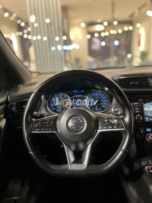 Nissan Qashqai 2021 White Used for Sale - 6