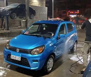 سوزوكى التو 2022 أزرق غامق مستعملة للبيع