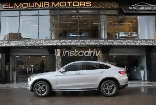 Mercedes GLC 300 2021 Silver Used for Sale - 3