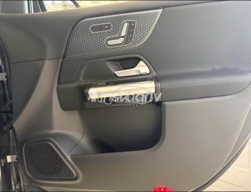 Mercedes GLA 200 2025 Gray Used for Sale - 5