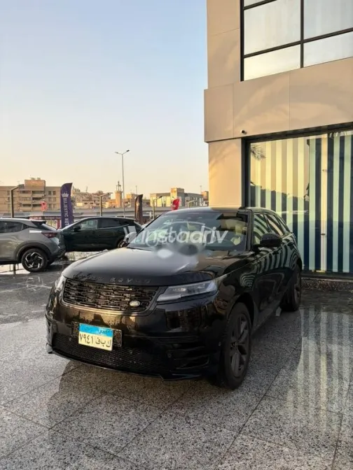 Land Rover Velar 2024 Black Used for Sale - 1