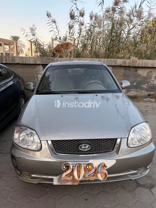 هيونداي فيرنا 2012 أبيض مستعملة للبيع - 6