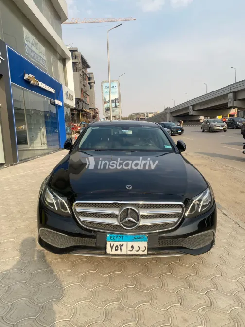 Mercedes E 200 2020 White Used for Sale - 1