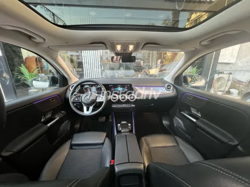 مرسيدس GLA 200 2022 أبيض مستعملة للبيع - 1