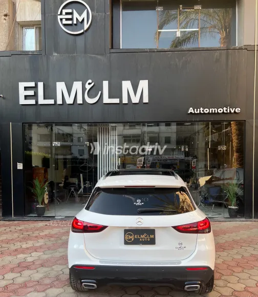 مرسيدس GLA 200 2022 أبيض مستعملة للبيع - 4