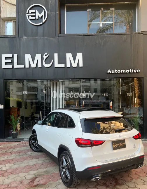 مرسيدس GLA 200 2022 أبيض مستعملة للبيع - 9