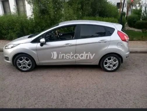 Ford Fiesta 2014 White Used for Sale - 4