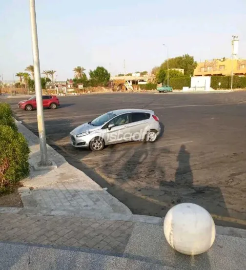 Ford Fiesta 2014 White Used for Sale - 6