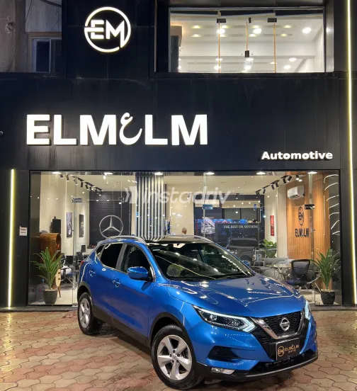 Nissan Qashqai 2019 White Used for Sale - 9