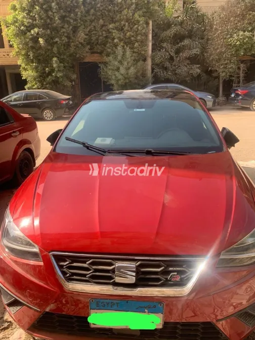 سيات ابيزا 2022 أبيض مستعملة للبيع - 2