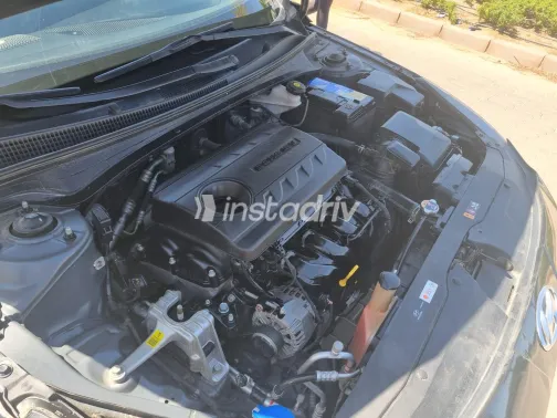 هيونداي إلنترا سى ان 7 2021 أبيض مستعملة للبيع - 2