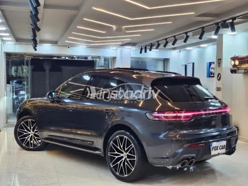Porsche Macan 2023 Gray Used for Sale - 1