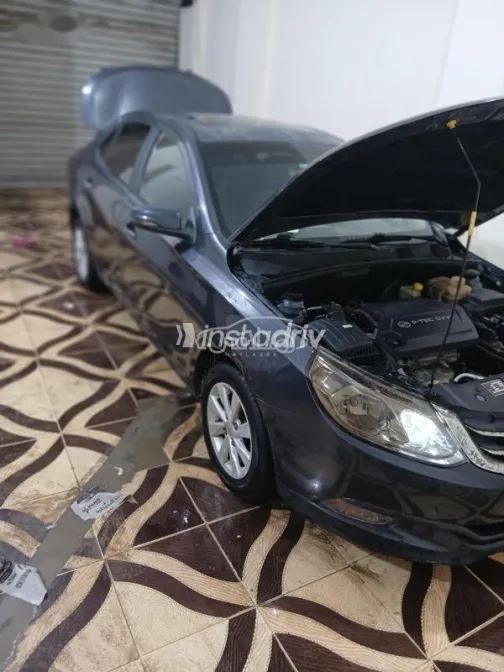 شيفروليه أوبترا 2019 أبيض مستعملة للبيع - 5