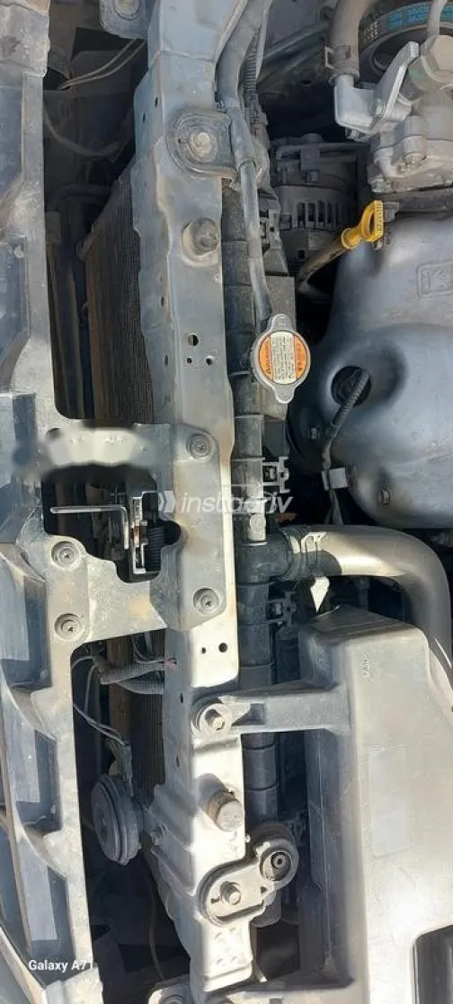 هيونداي فيرنا 2010 رمادي غامق مستعملة للبيع - 1