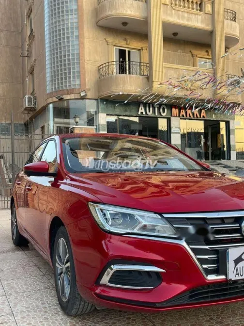 ام جى 5 2026 أحمر مستعملة للبيع - 3