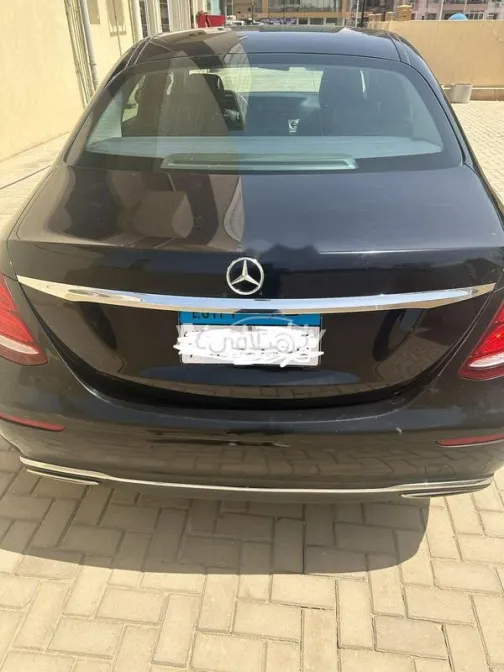 Mercedes E 200 2017 Black Used for Sale - 4