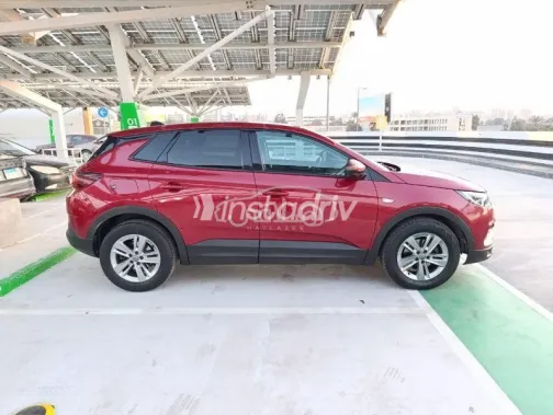 اوبل جراند لاند 2020 أحمر مستعملة للبيع - 3