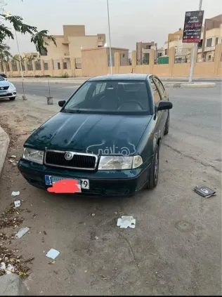 سكودا اوكتافيا A4 2000 بترولي مستعملة للبيع