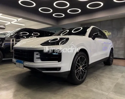 Porsche Cayenne S 2024 White Used for Sale - 1
