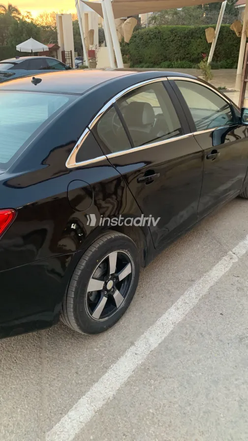 شيفروليه كروز 2010 أبيض مستعملة للبيع - 6