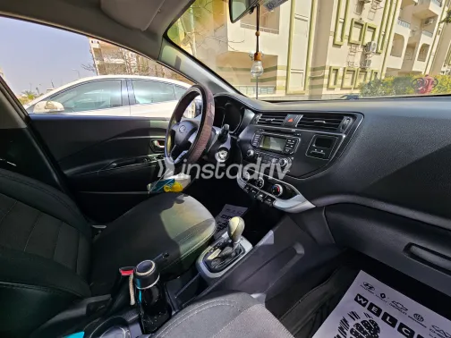 كيا ريو 2015 أبيض مستعملة للبيع - 8