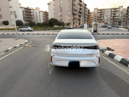 بايك يو 5 بلس 2026 أبيض مستعملة للبيع - 1