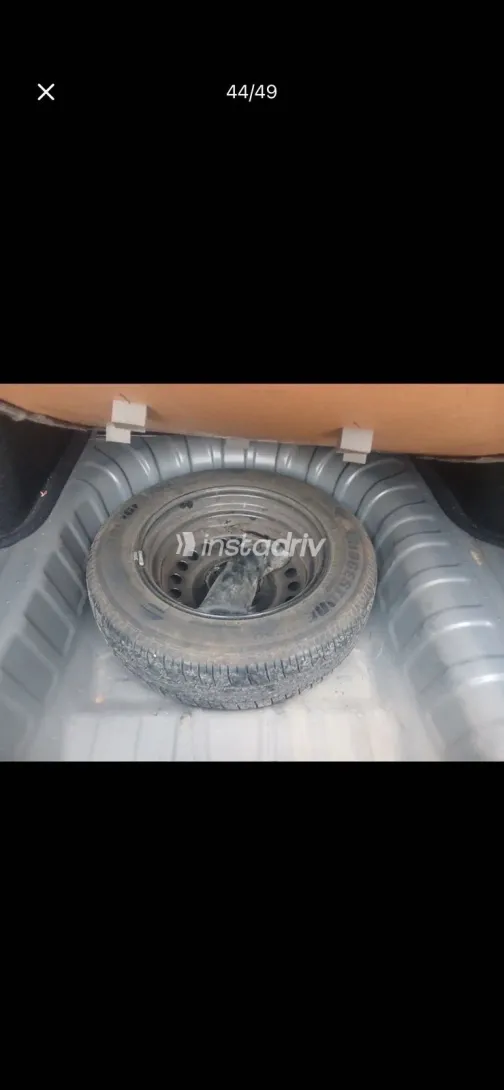 نيسان صنى 2019 أبيض مستعملة للبيع - 7