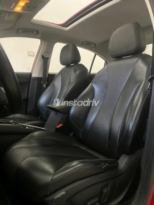 MG 5 2021 White Used for Sale - 2