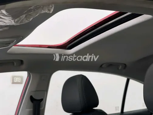 MG 5 2021 White Used for Sale - 7