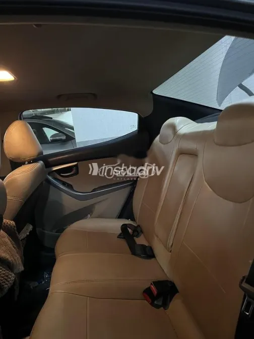 Hyundai Elantra 2016 Gray Used for Sale - 4