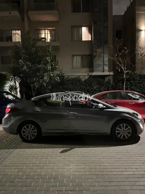 Hyundai Elantra 2016 Gray Used for Sale - 10