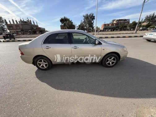Toyota Corolla 2003 Gold Used for Sale - 5