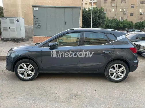 Seat Arona 2019 Gray Used for Sale - 6