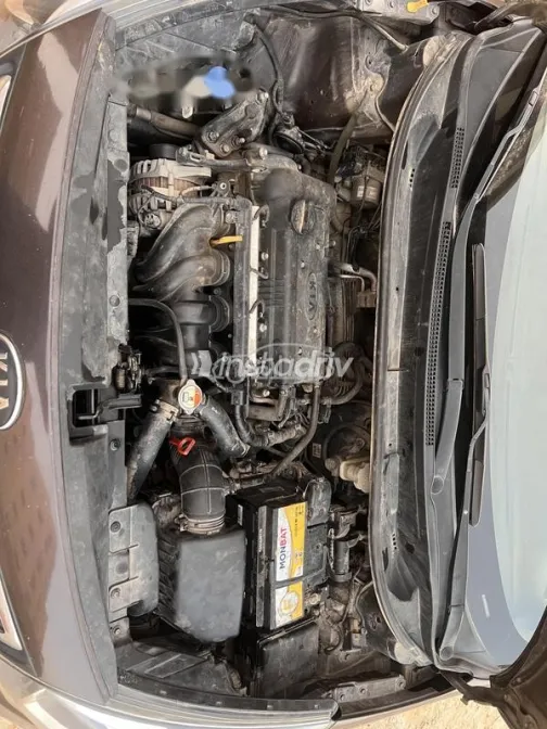 كيا ريو 2013 بني مستعملة للبيع - 6