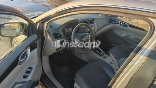 Nissan Sentra 2017 Gray Used for Sale - 1