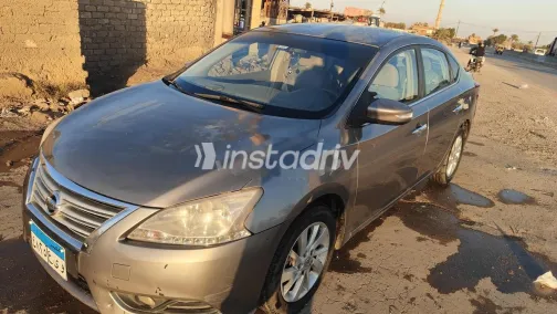 Nissan Sentra 2017 Gray Used for Sale - 4