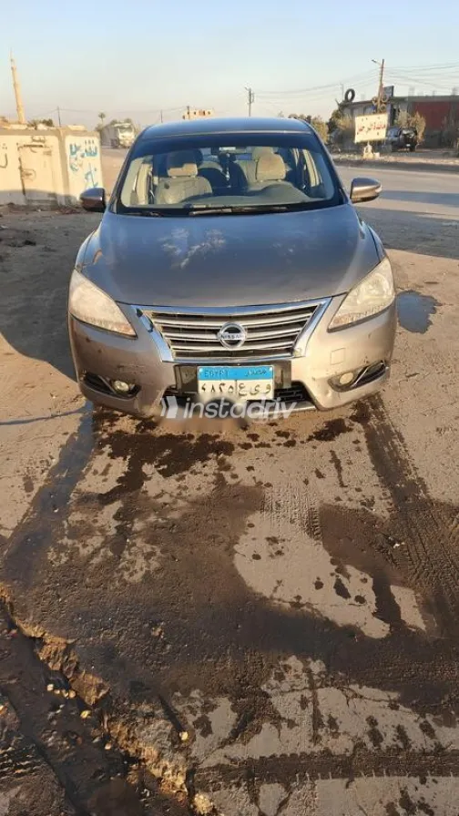 Nissan Sentra 2017 Gray Used for Sale - 5