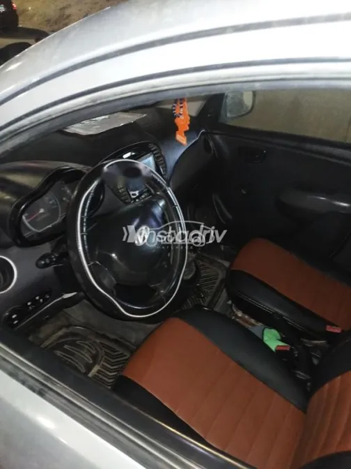 هيونداي اكسنت 2011 فضي مستعملة للبيع - 6