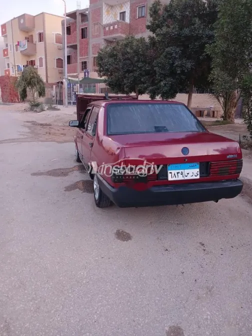 فيات شاهين 1997 أحمر غامق مستعملة للبيع - 6